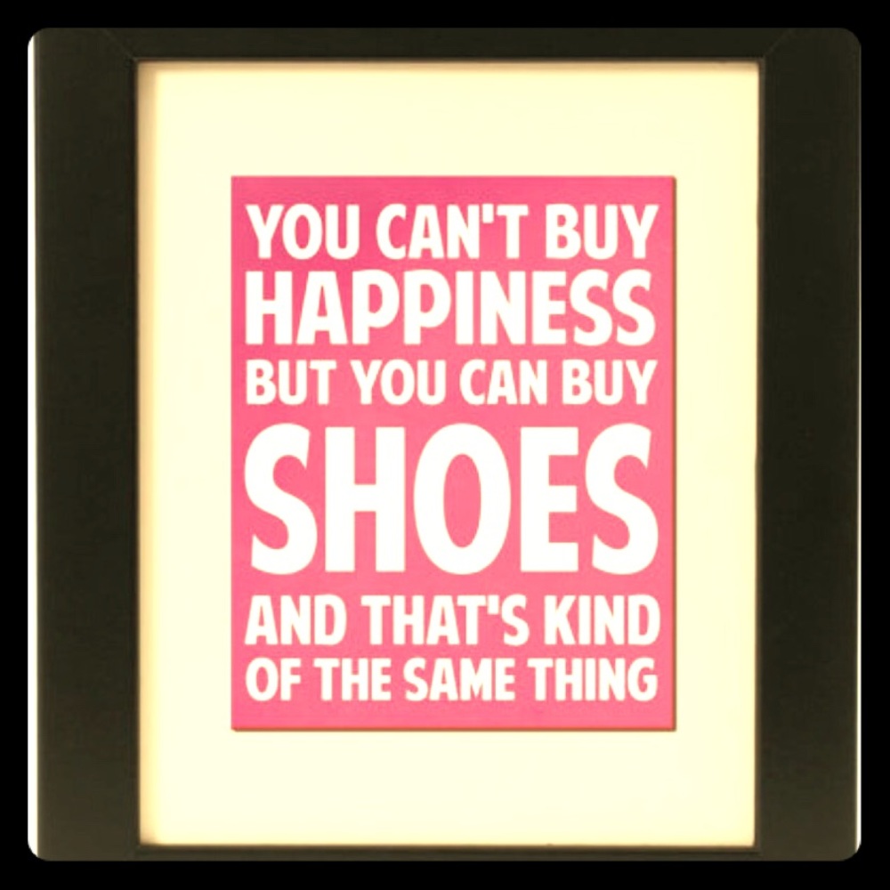 👠What girl doesn’t love shoes? 👠